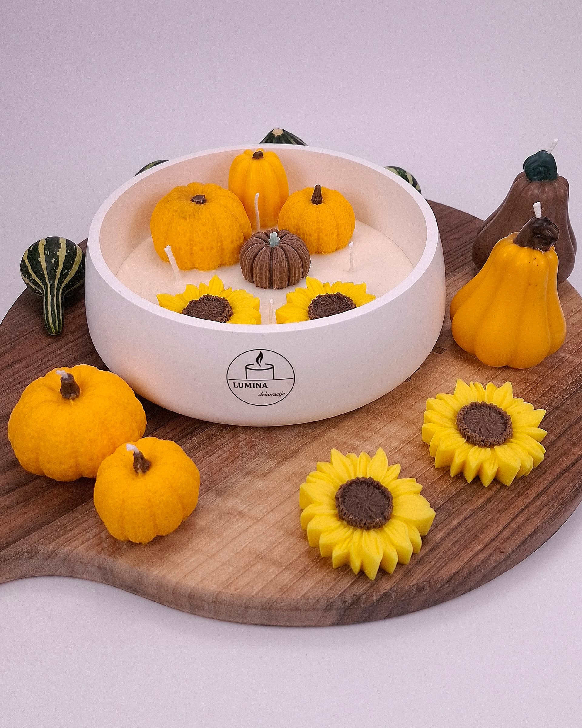 Dekorativna posuda - 2